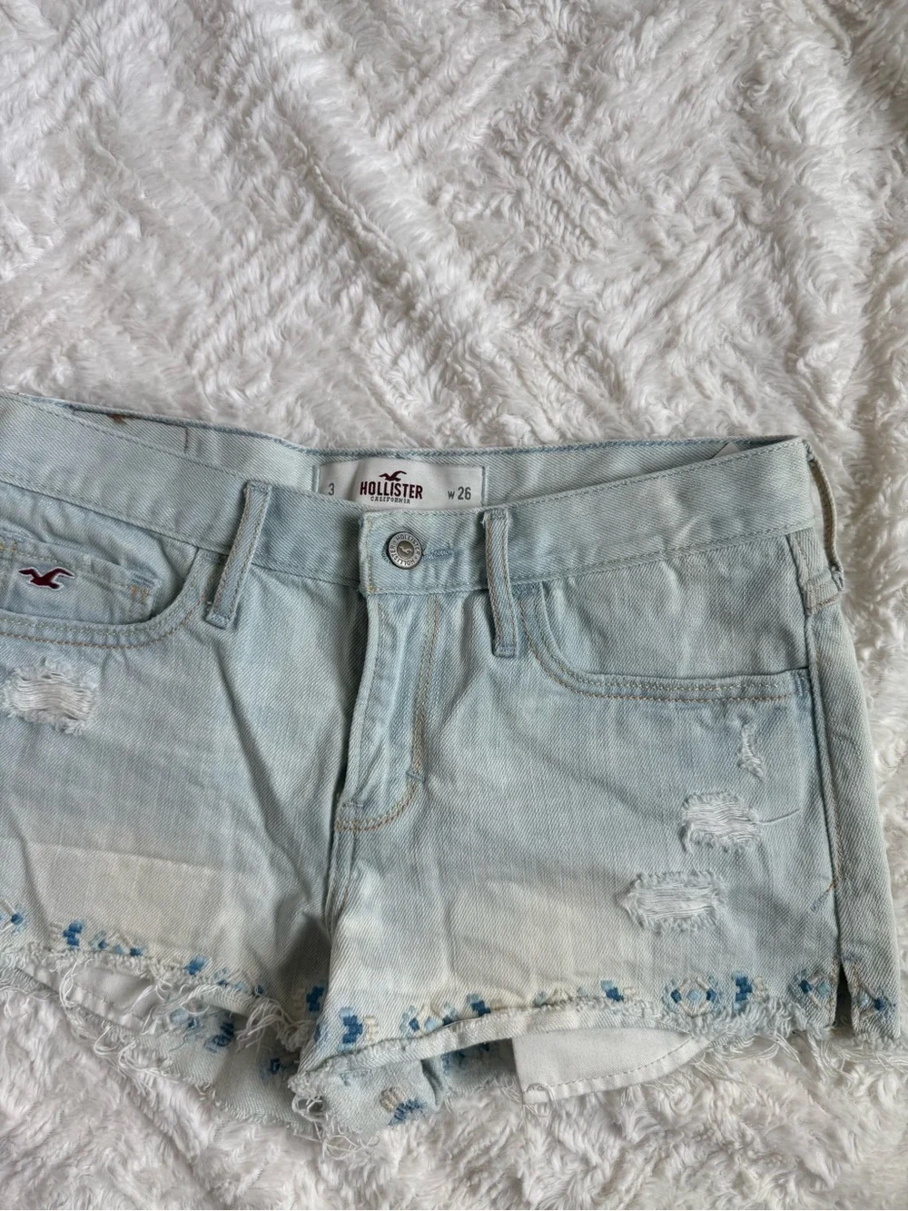 Y2K 2000s vintage Hollister Elena Gilbert Bella Swan low rise denim shorts - Picture 3 of 7